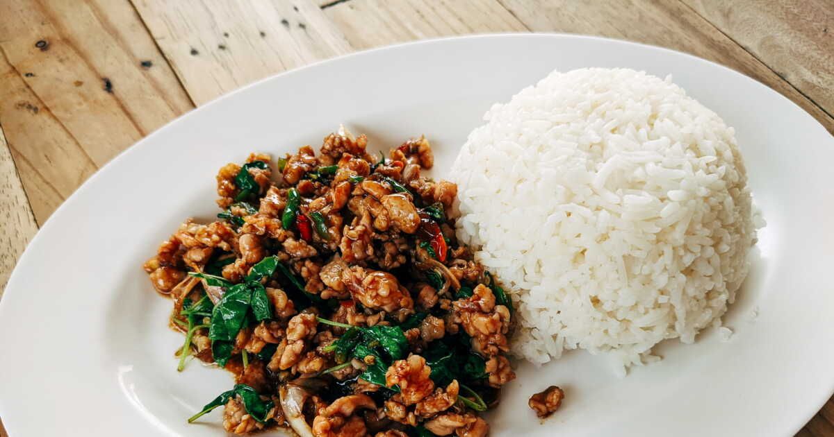 Réussir la cuisson du riz thaï : guide pratique