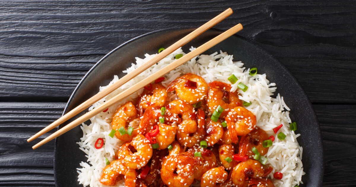 Des crevettes teriyaki prêtes en un clin d'œil : la recette qui fait fureur