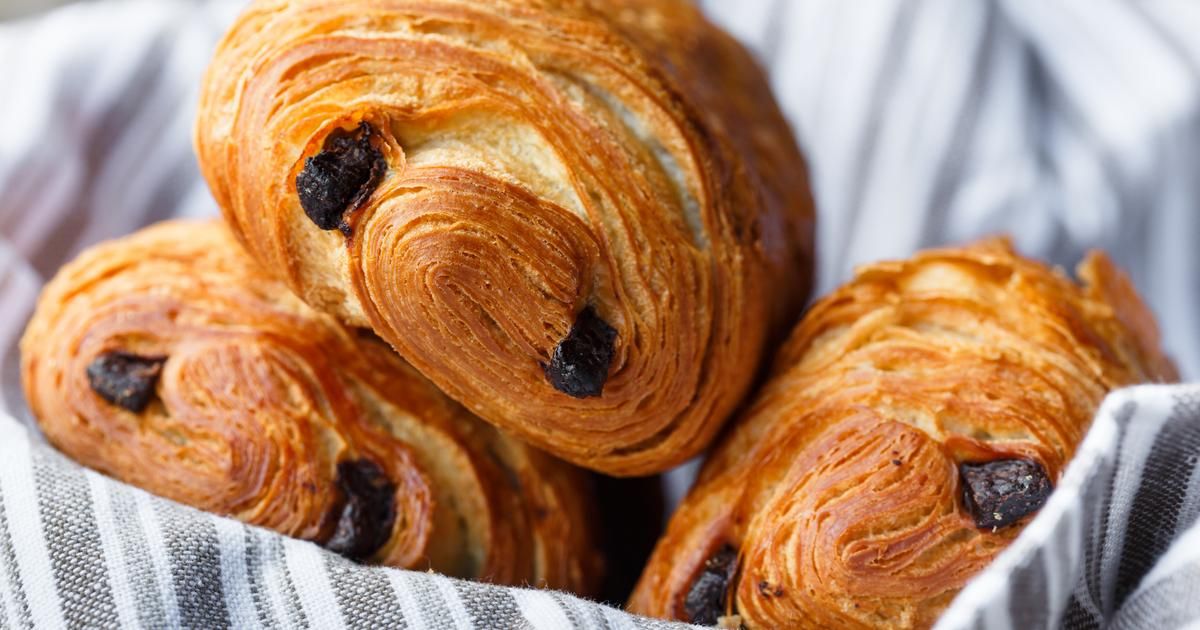 Le duel des viennoiseries : pain au chocolat ou chocolatine ?
