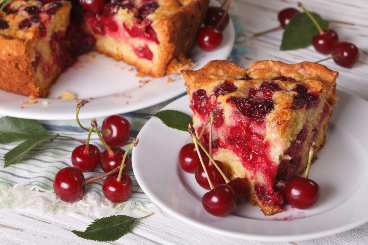 La recette inratable du clafoutis aux cerises de Julie Andrieu