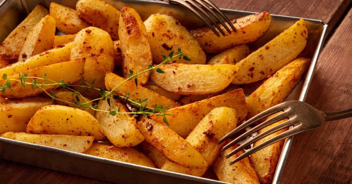 Cuisiner des potatoes légères et croustillantes à l’Airfryer