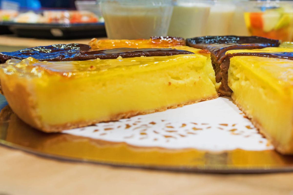 Les secrets des flans de boulangerie : débusquez le faux artisanal