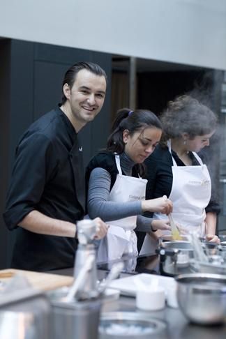 Cyril Lignac : le chef qui allie passion et gourmandise