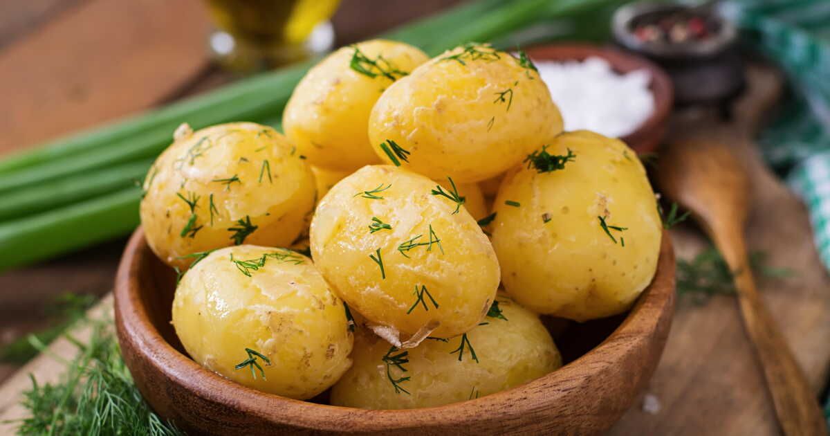 Des pommes de terre à l'eau parfaites en un clin d'œil