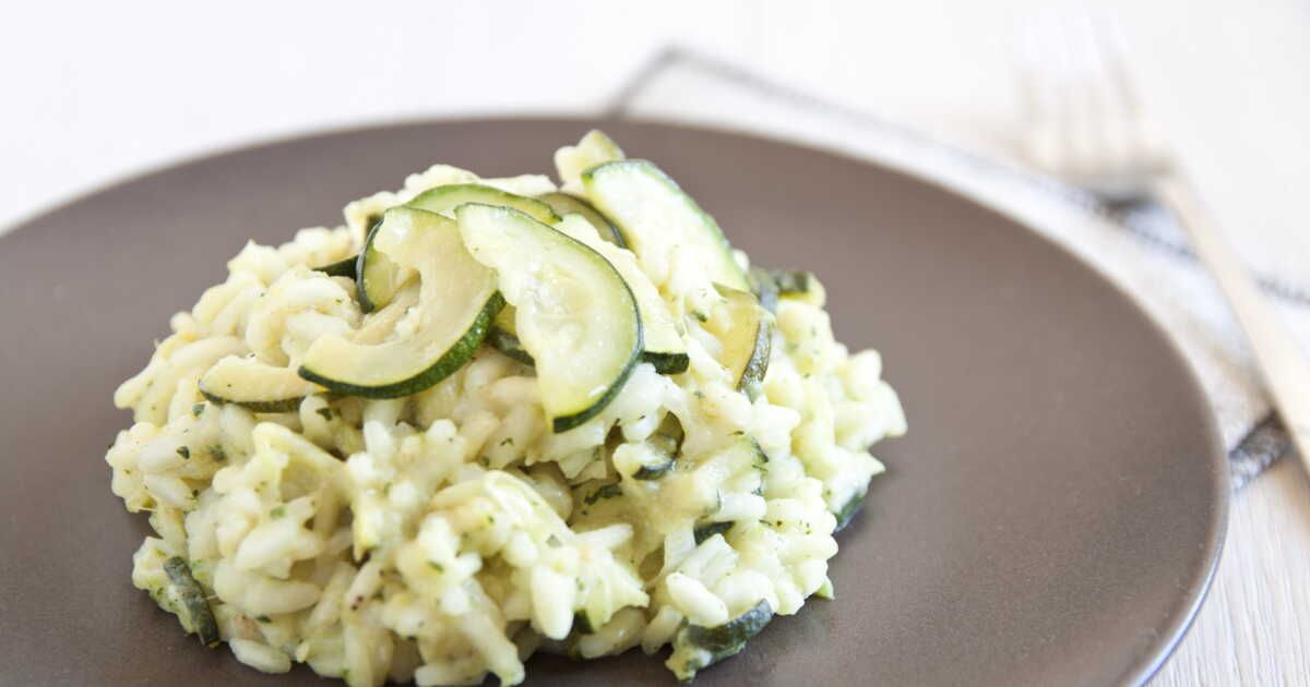 La recette inédite du risotto aux courgettes et citron d'un chef italien