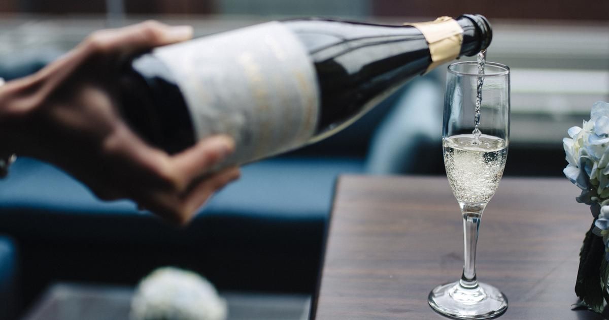 Le champagne et les maux de tête : mythe ou réalité ?