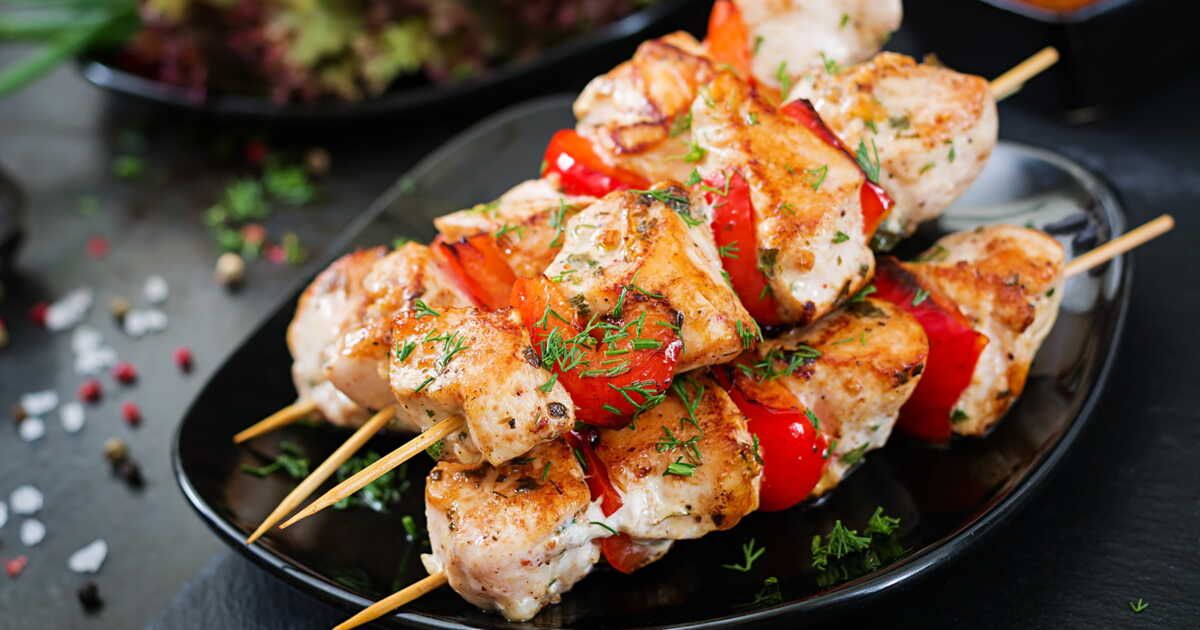 Évitez les piques brûlées au barbecue grâce à cette astuce simple