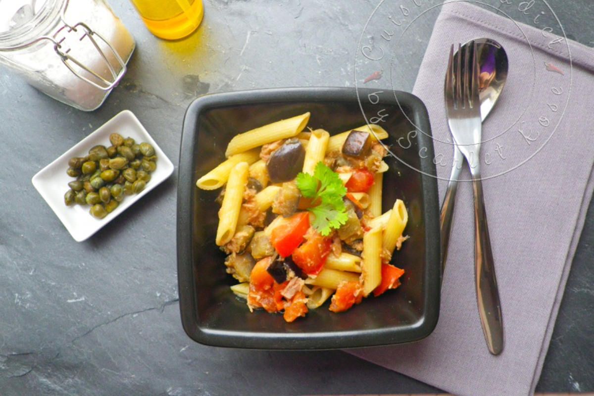 Penne, thon & aubergines au wok