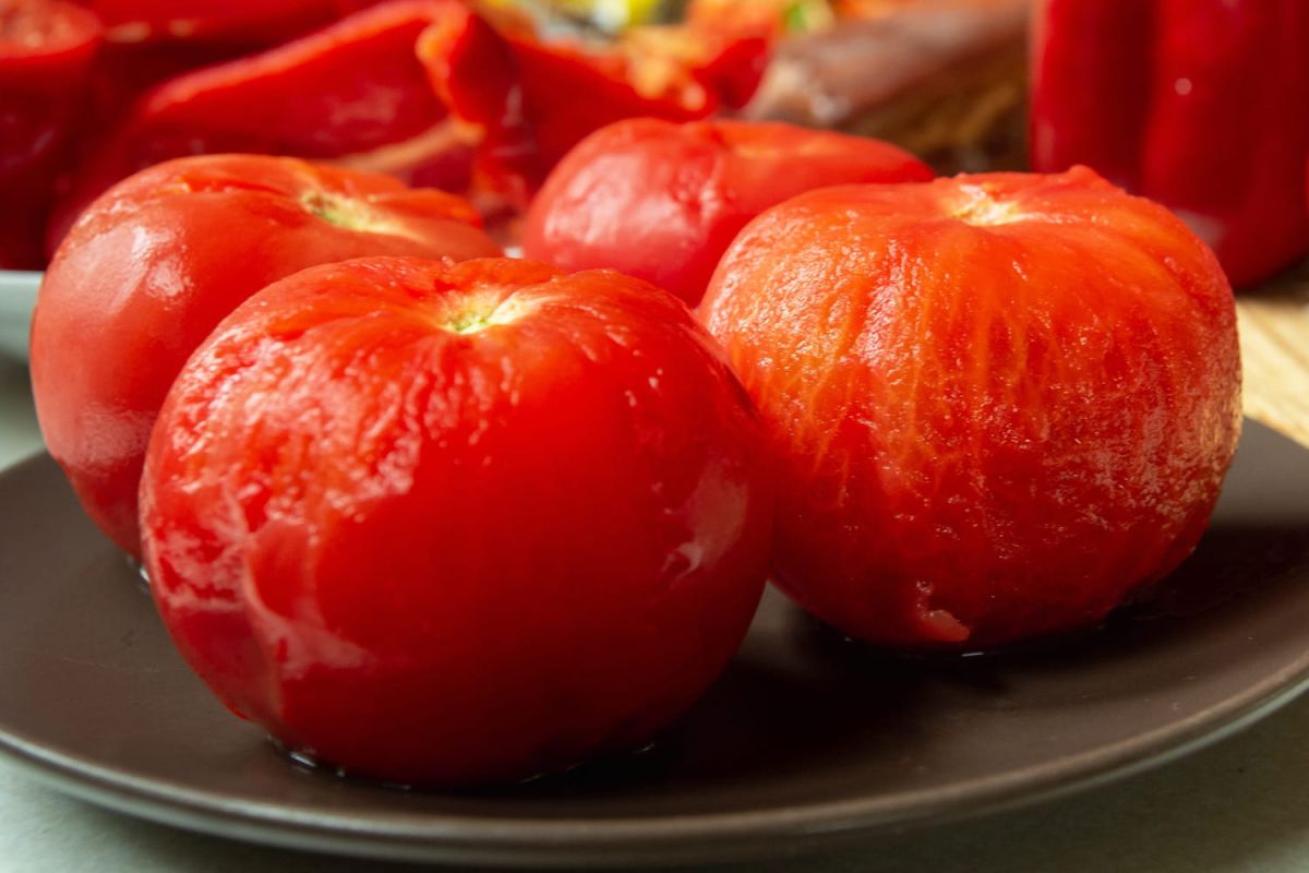 les astuces infaillibles pour éplucher des tomates avec succès