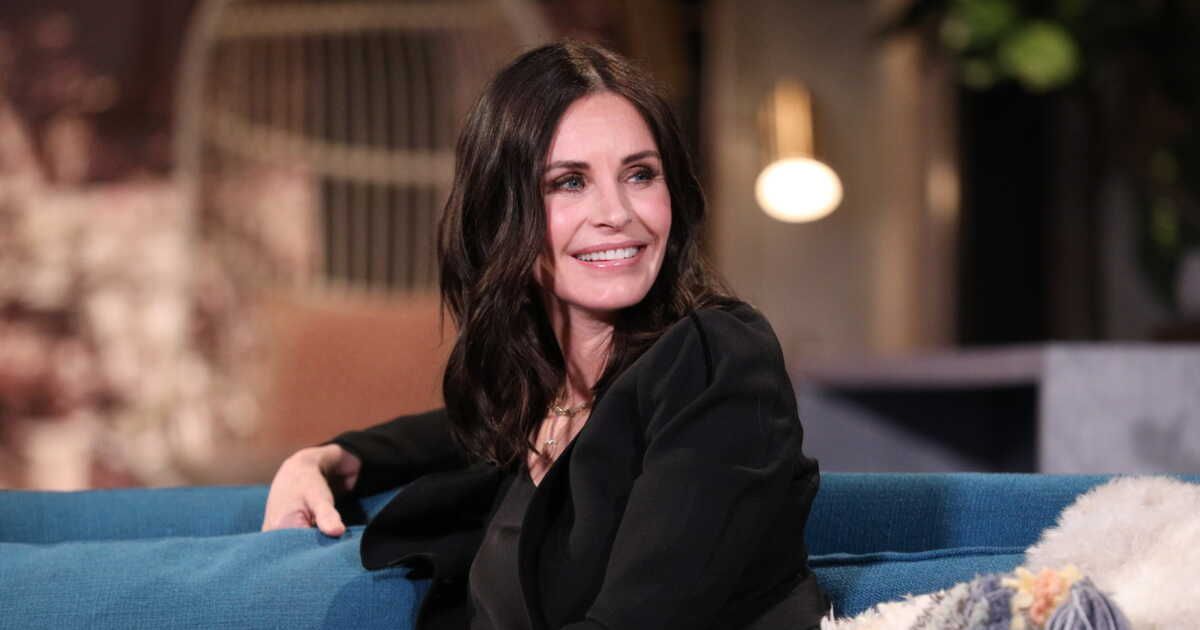 Courteney Cox dévoile sa recette de banana bread savoureux et sain