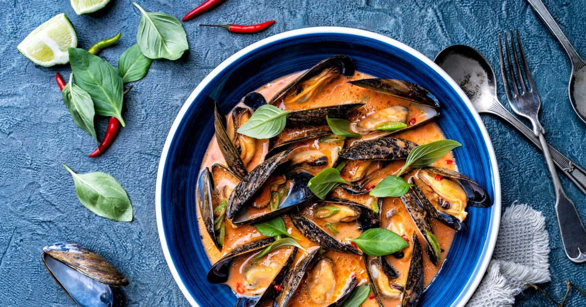 Moules à l'espagnole : un apéro épicé signé Diego Alary