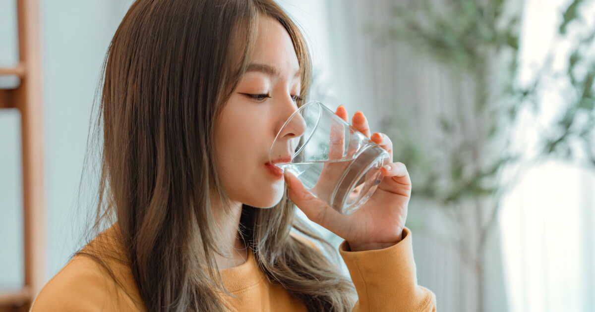 Révélez votre éclat : une boisson électrolytique pour une peau radieuse
