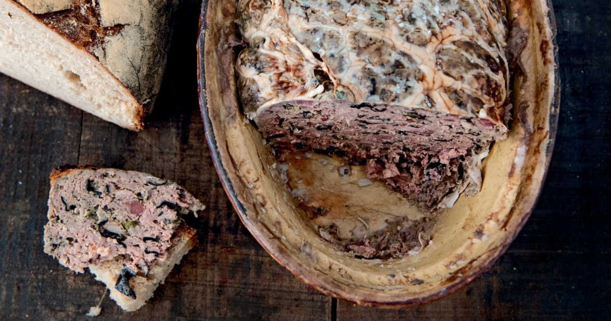 Terrine de foie de porc aux champignons