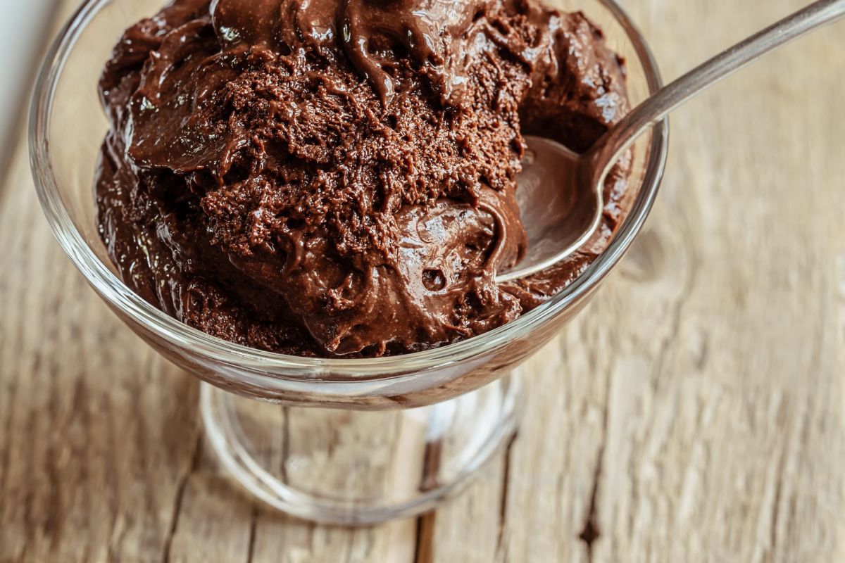 Les secrets de la mousse au chocolat de Pierre Hermé : un délice à portée de main